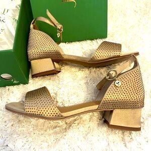 J.Renee Gold Studded Heels Perfect for Prom, or any special occasion ✨